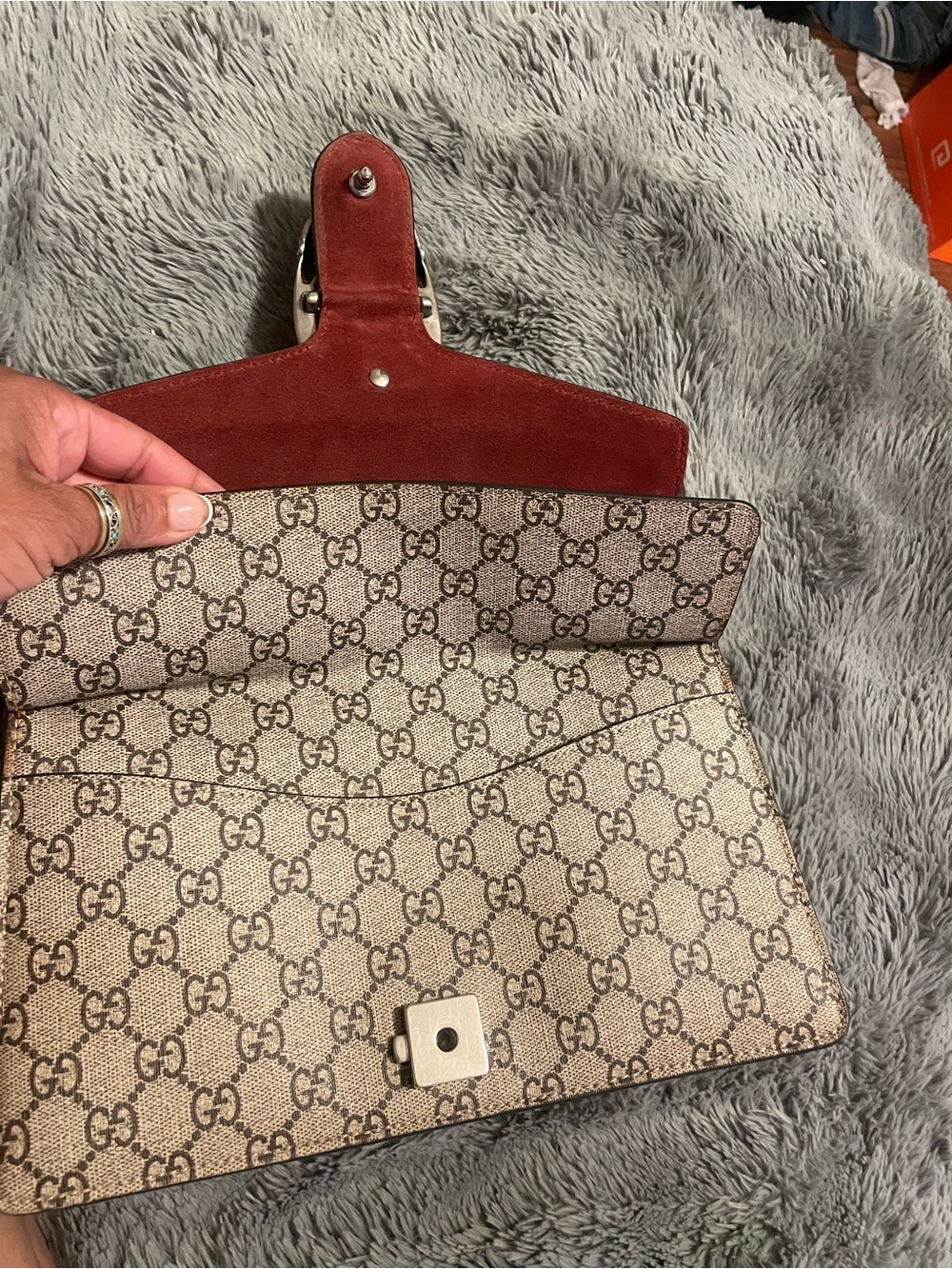 Gucci Beige GG Supreme Shoulder Bag with Pink Floral and Red Accents - Picture 10 of 12